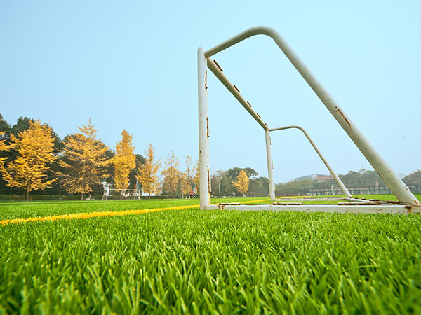 Artificial turf fibers